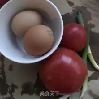Make Tomato eggs and scissors step 1