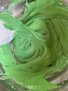 Make Christmas frosting cookies step 23