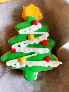 Make Christmas frosting cookies step 24