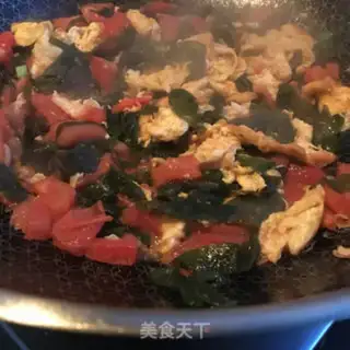 Make Tomato eggs and scissors step 6