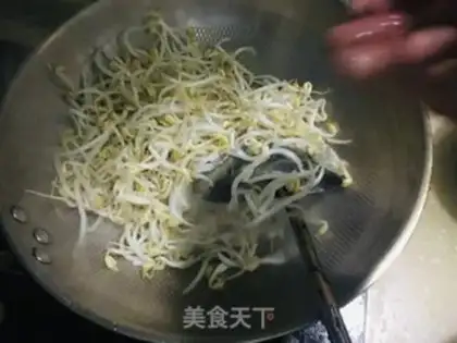 Make Green bean sprouts step 3