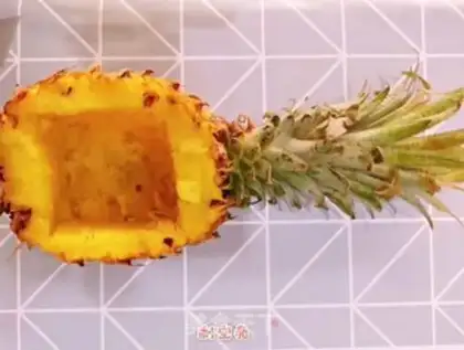 Make Pineapple rice step 3