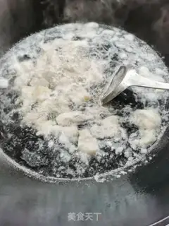 Make Roasted milk fork for five flowers step 0
