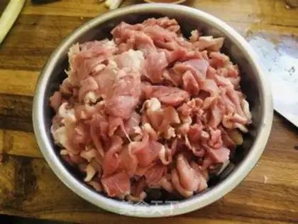 Make Spicy sausage step 1