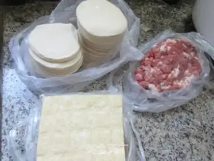 Make Cream tofu meat dumplings step 0