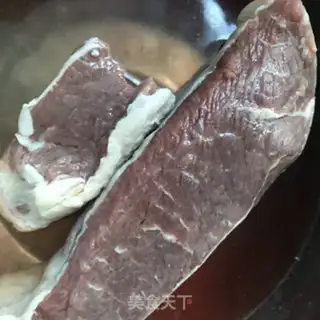 Make Carrot curry beef step 0