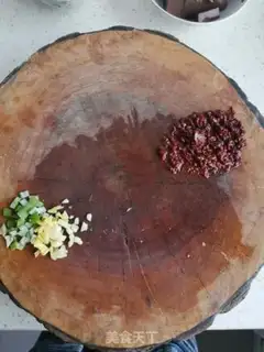 Make Spicy duck, tofu step 1