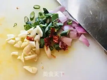 Make Pumpkin leaves step 2