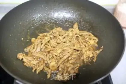 Make Beef silk and beans step 3
