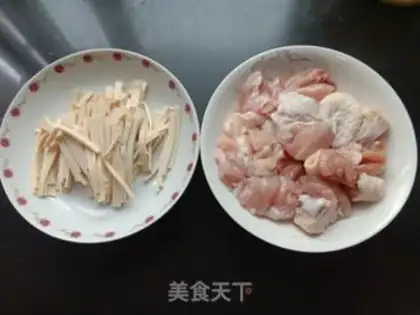 Make Spicy water for chicken legs step 0