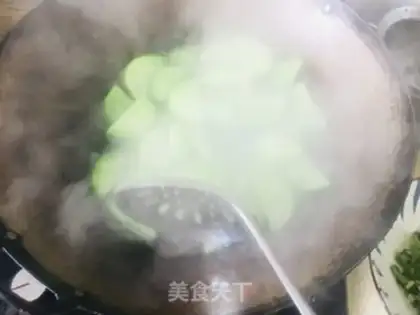 Make Lamb radish soup step 2