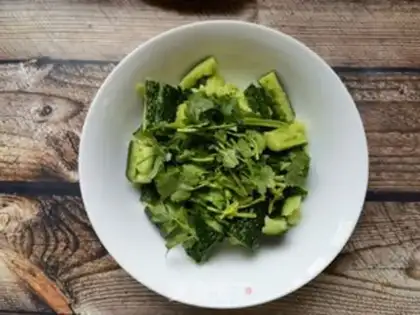 Make Red-oil cucumber step 3