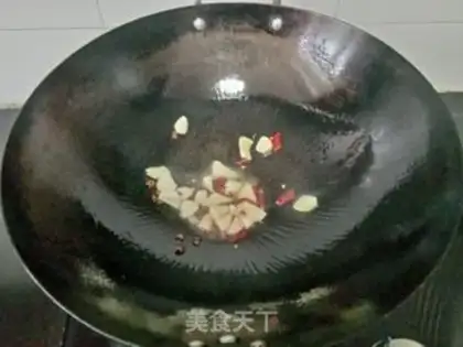 Make Spicy water for chicken legs step 4