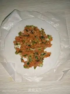 Make Homemade hand grab cake step 0