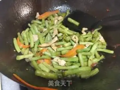 Make ♪ The meats burn the beans ♪ step 5