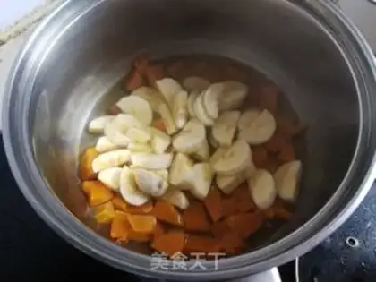 Make Pumpkin banana milk oatmeal step 3