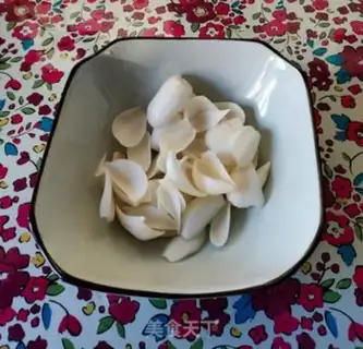 Make Lily walnuts step 3
