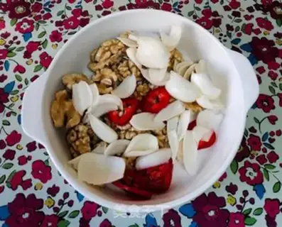 Make Lily walnuts step 5