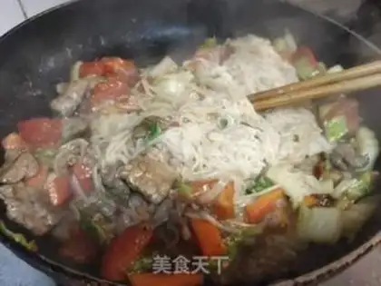 Make Tomato beef noodles step 5