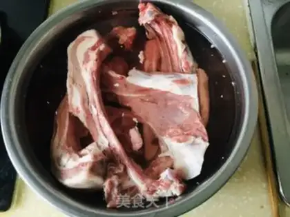 Make Hands on lamb step 0