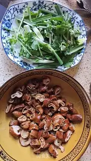Make Garlic intestines step 1