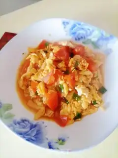 Make Tomato fried eggs step 4