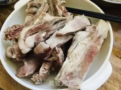 Make Hands on lamb chops step 4
