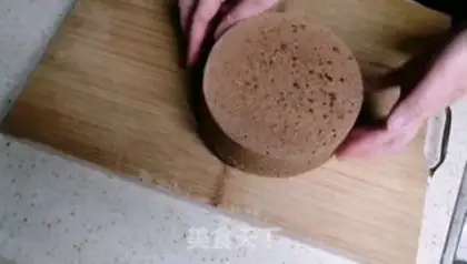 Make Twinberry chocolate mousse step 0