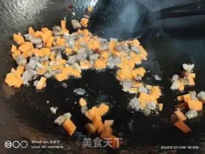 Make Carrot duck fried rice step 1