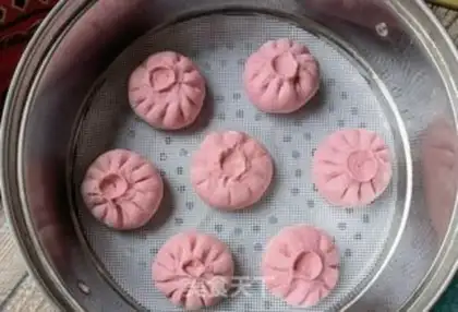 Make Spicy oil buns step 14