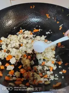 Make Carrot duck fried rice step 4