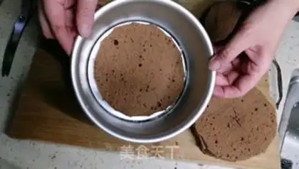 Make Twinberry chocolate mousse step 9