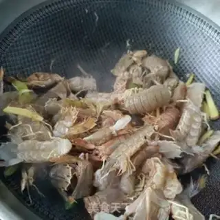 Make Spicy leather shrimp step 7