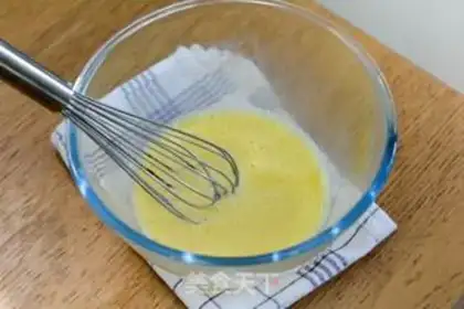 Make Tiger muffins step 1