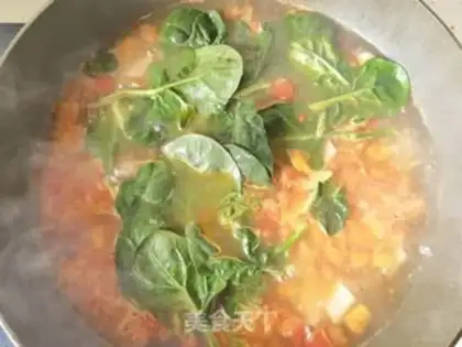 Make Tomato spinach soup noodles step 11