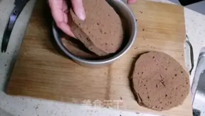 Make Twinberry chocolate mousse step 11