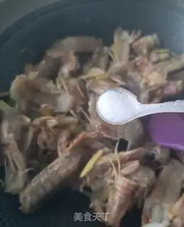 Make Spicy leather shrimp step 8