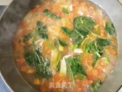 Make Tomato spinach soup noodles step 12