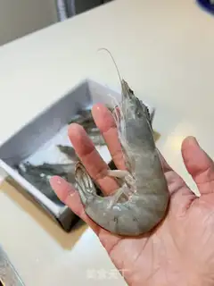 Make Garlic shrimp step 0