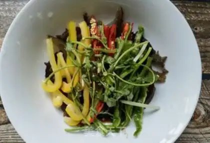 Make Three-coloured peppers with sea cucumber step 6