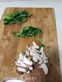 Make Pineapple mushroom pasta step 5