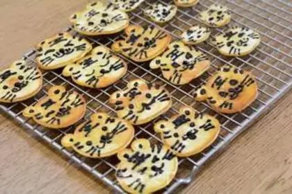 Make Tiger muffins step 10