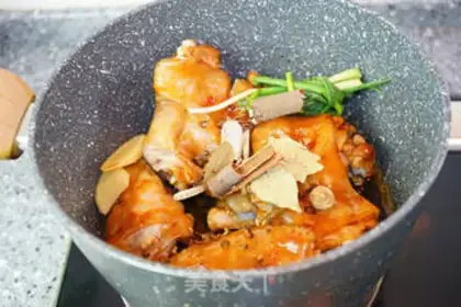 Make Roasted pig hoof step 5