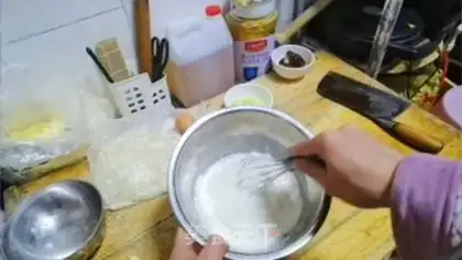 Make Onion omelet step 3