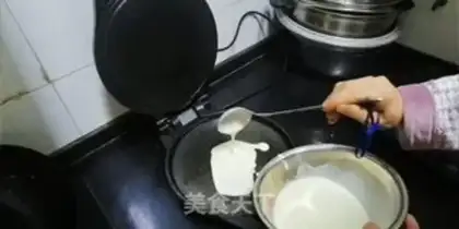 Make Onion omelet step 6