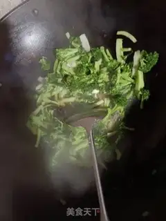 Make Fried blue flowers step 4