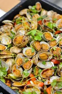 Make Spicy clams step 9