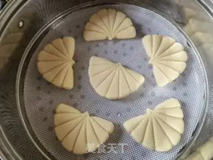 Make A leaf clip step 14