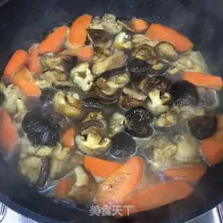 Make Flaming chicken legs with mushroom carrots step 7