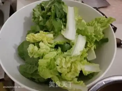 Make Pickle egg soup step 1